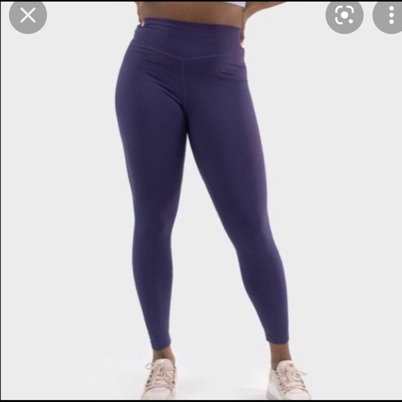 Balance Athletica Ascend Legging in Violet - Picture 2 of 5